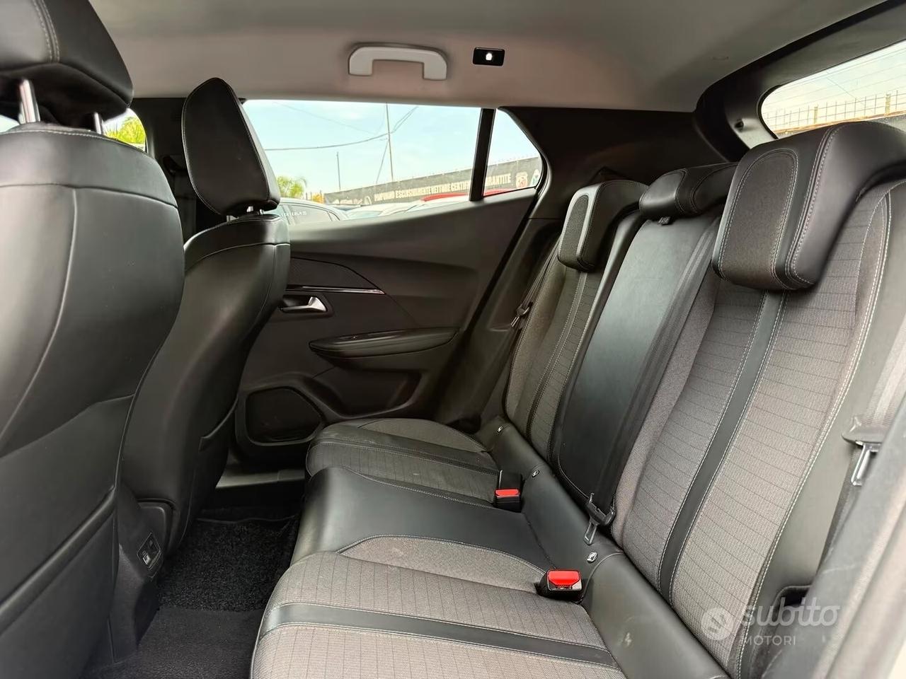 Peugeot 2008 1.5 130CV DIESEL ANNO 2021 AUTOMATICA