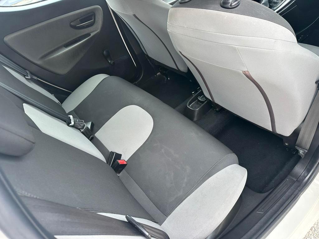 Lancia Ypsilon 5 Porte Ypsilon 1.2 8v Gold s&s 69cv