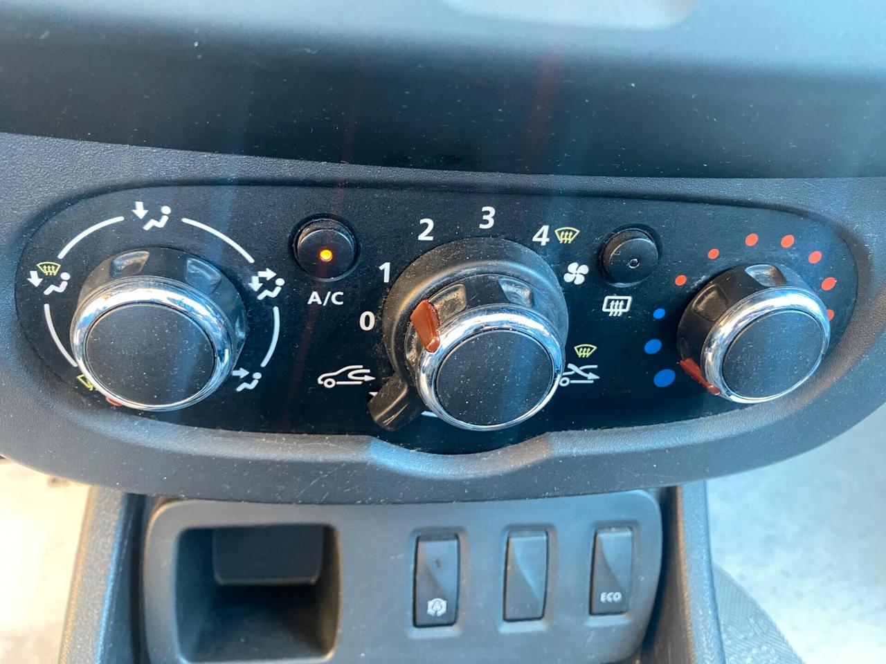 Dacia Duster 1.5 dCi 110CV 4x2 Lauréate --KM CERTIFICATI!!!---POSSIBILITA' collaborazione stock auto per commercianti ---