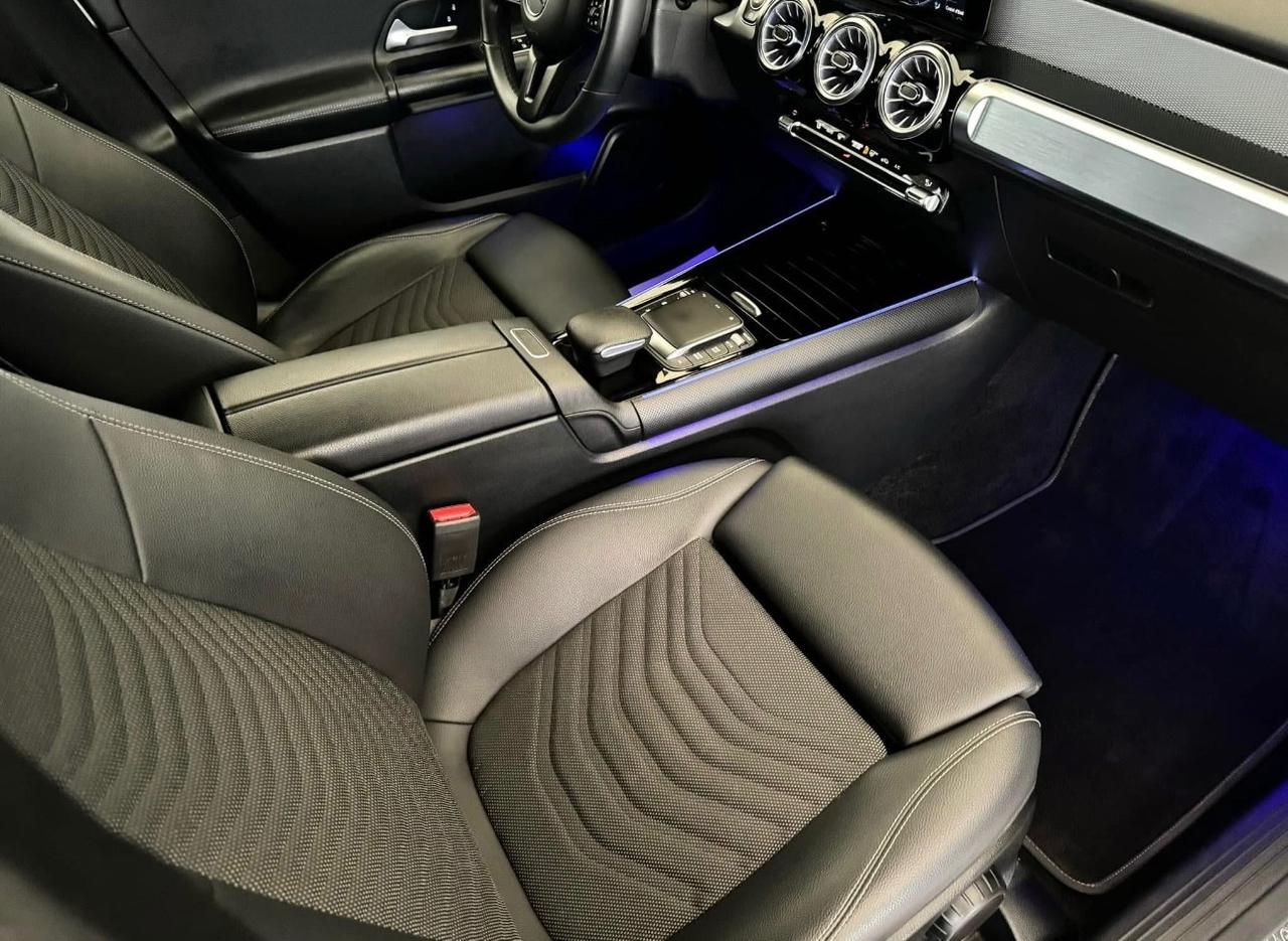 MERCEDES GLB 180d Aut Sport - Led 64 colori Navi