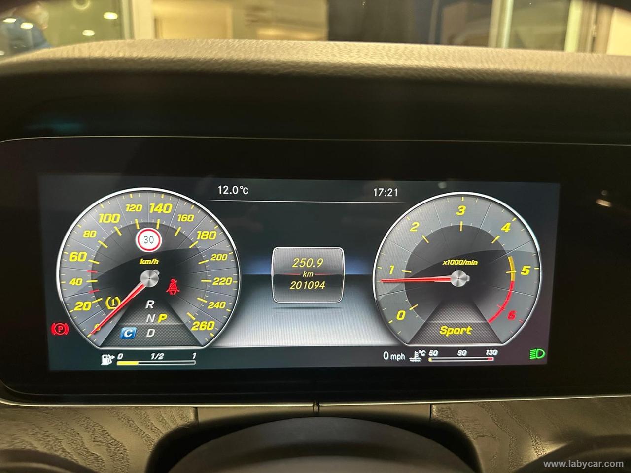 MERCEDES-BENZ E 220 d Auto Sport