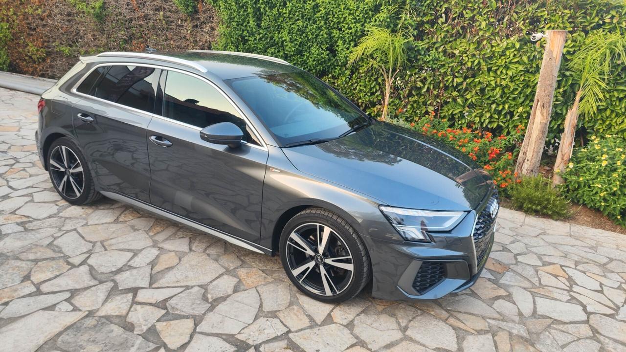 Audi A3 SPB 40 TFSI quattro S tronic line edition