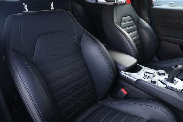 ALFA ROMEO Giulia 2.2 Turbodiesel 210 CV AT8 AWD Q4 Veloce