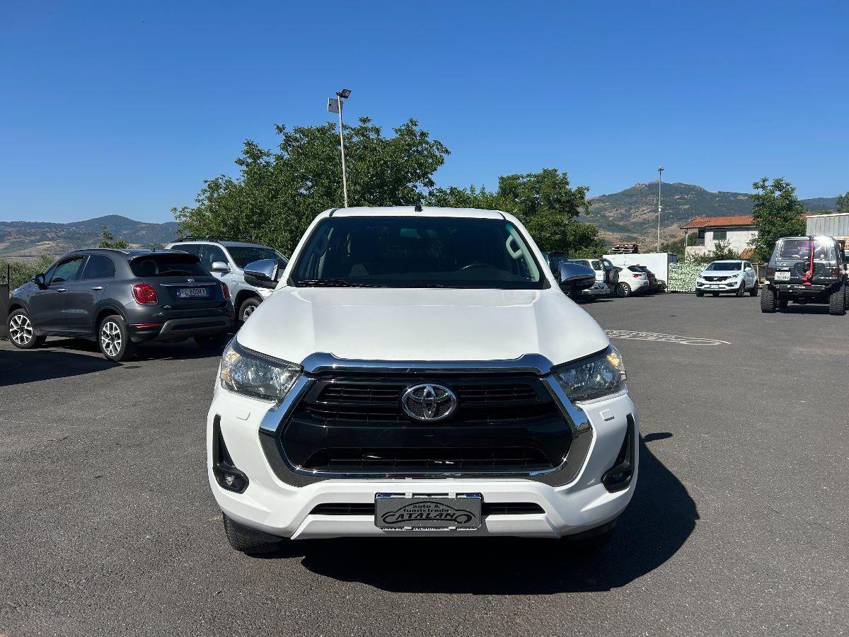 TOYOTA - Hilux 2.4 d-4d 4x4 EXECUTIVE TELECAMERA
