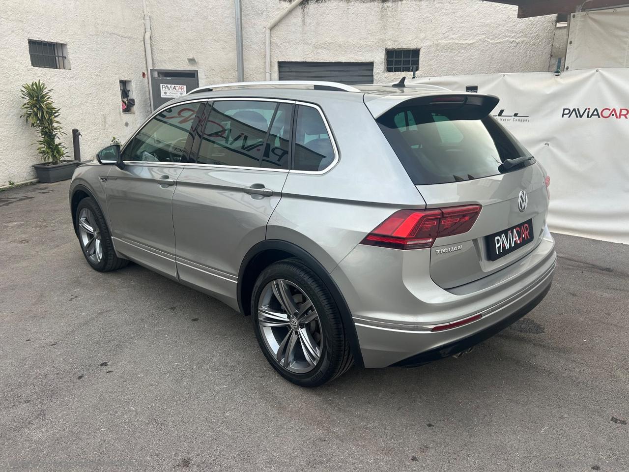 VOLKSWAGEN Tiguan 2.0 TDI 150CV SCR DSG R-Line
