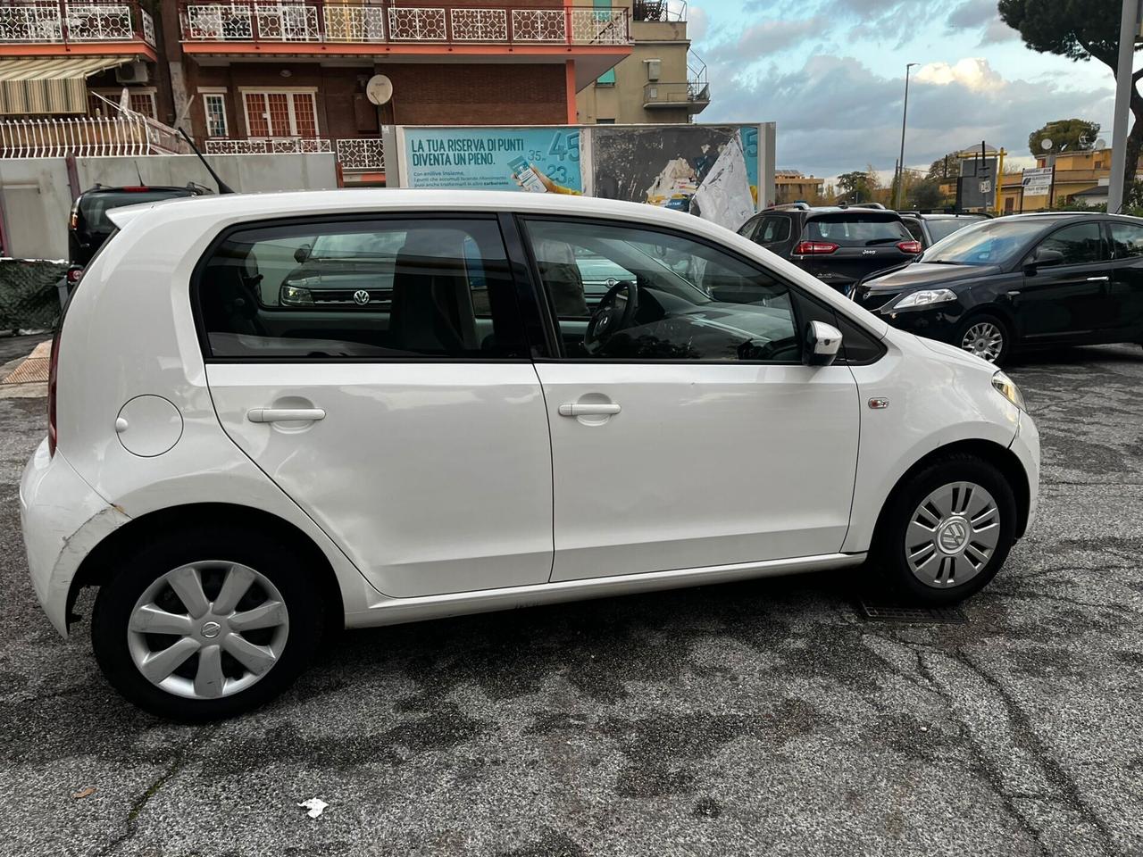 Volkswagen up! 1.0 High x neopatent offerta della settimana
