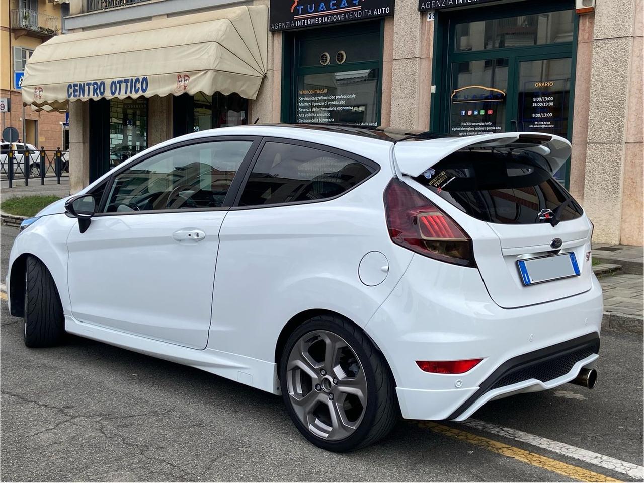 Ford Fiesta ST 1.6 EcoBoost ST Line