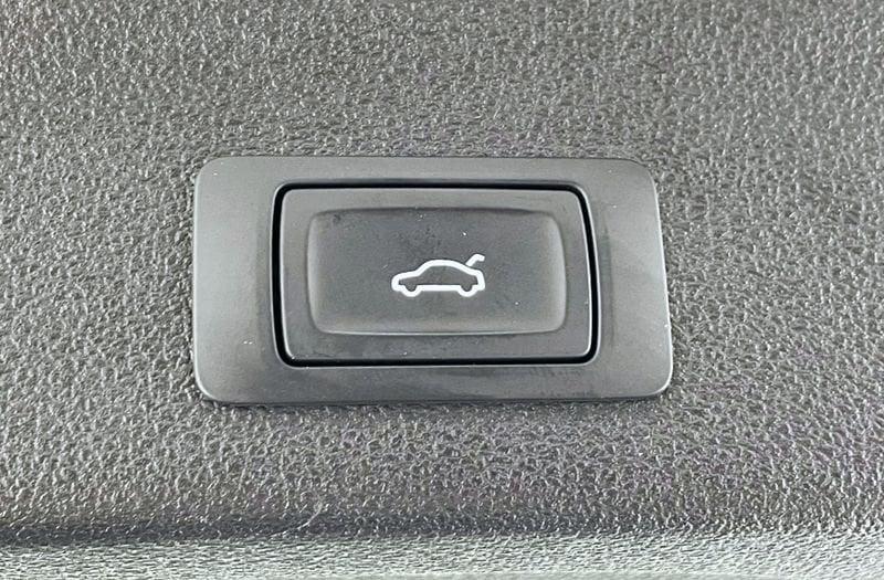 Audi A6 A6 Avant 40 2.0 TDI quattro ultra S tronic Business Plus