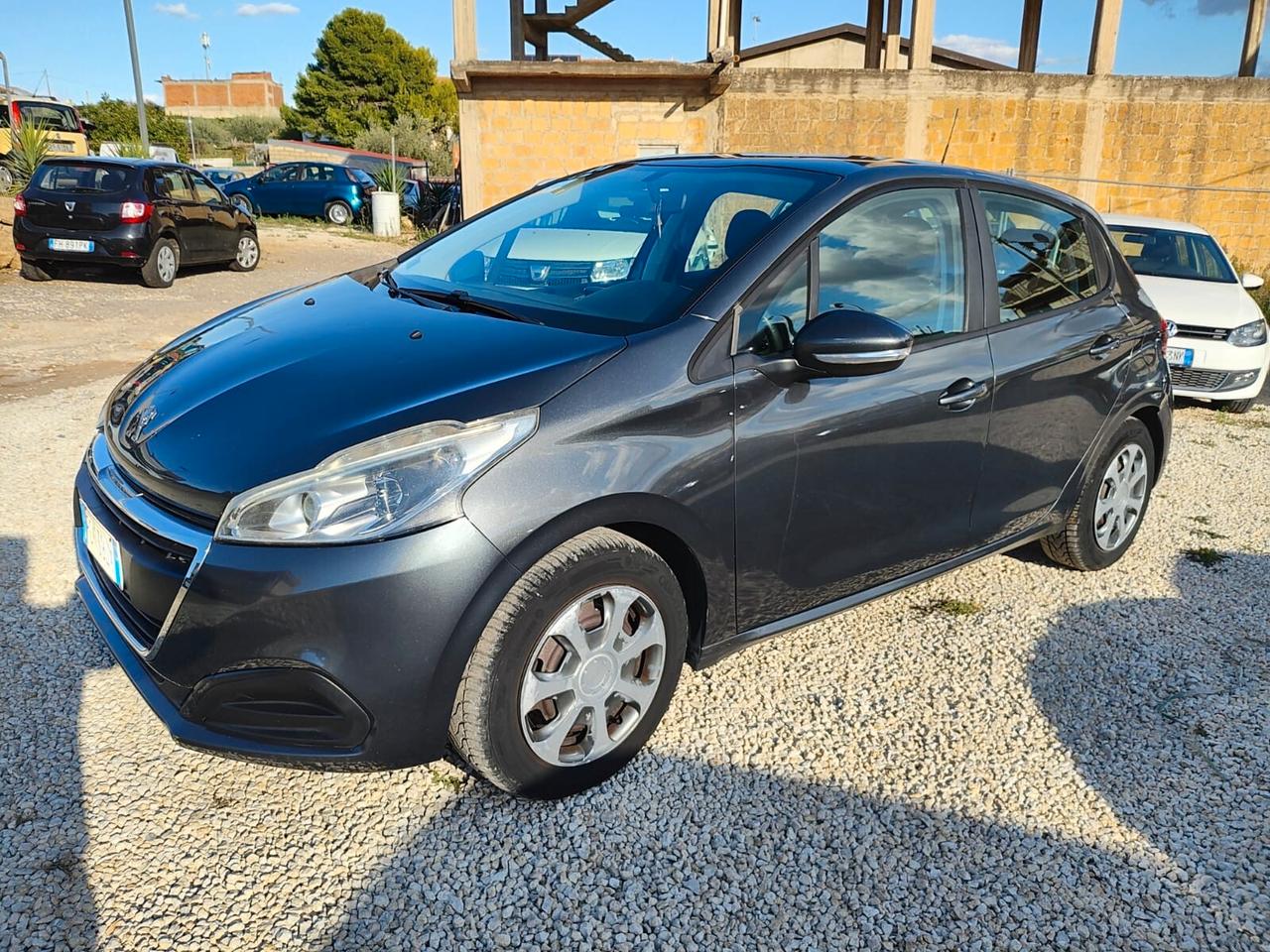 Peugeot 208 BlueHDi 75 5 1.6hdi adatta per neopatentati