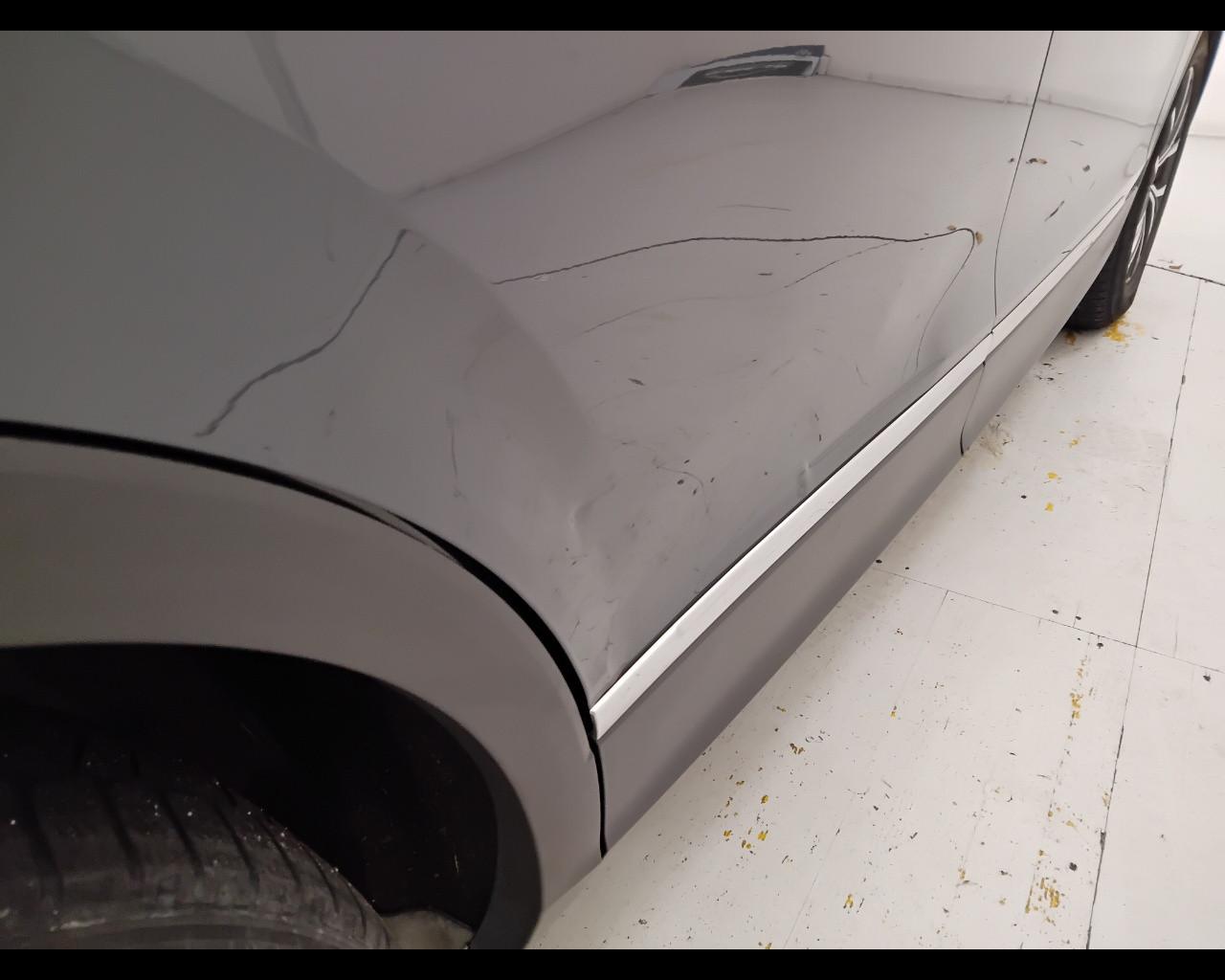 VOLKSWAGEN Tiguan II 2021 - Tiguan 2.0 tdi Life 122cv