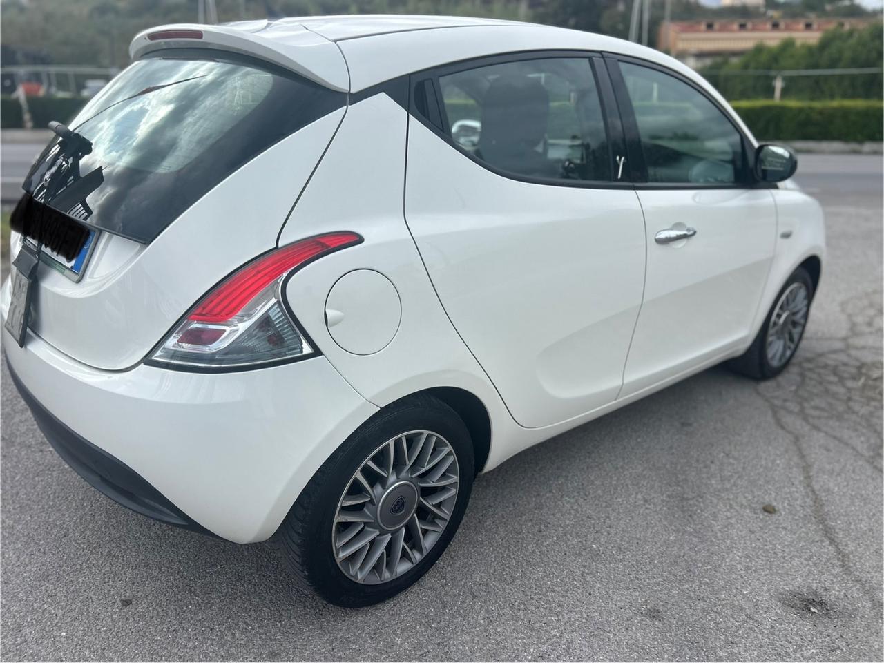 Lancia Ypsilon 1.3 MJT 16V 95 CV 5 porte S&S Platinum