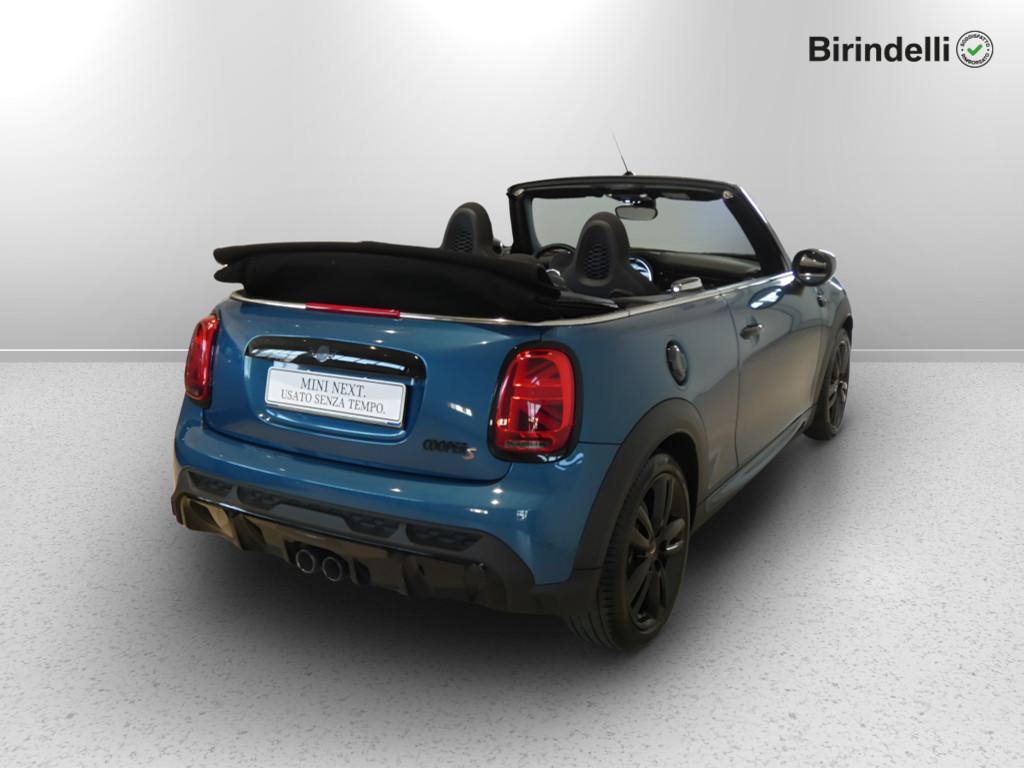 MINI Mini Cabrio (F57) - Mini 2.0 Cooper S JCW Cabrio