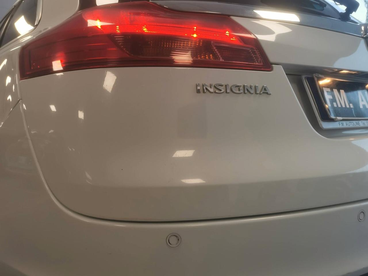 Opel Insignia 2.0 CDTI Sports Tourer aut. Cosmo 2010