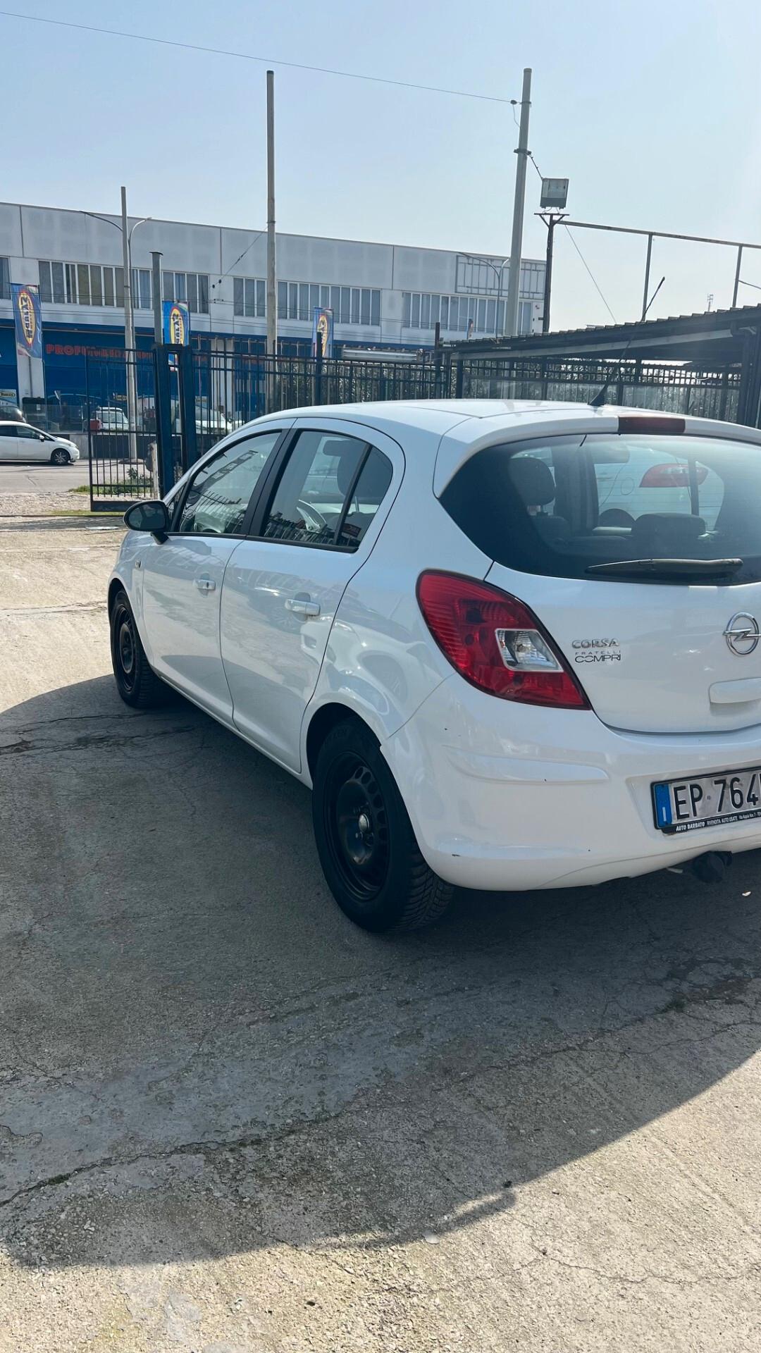 Opel Corsa 1.2 85CV 5 porte GPL-TECH Elective
