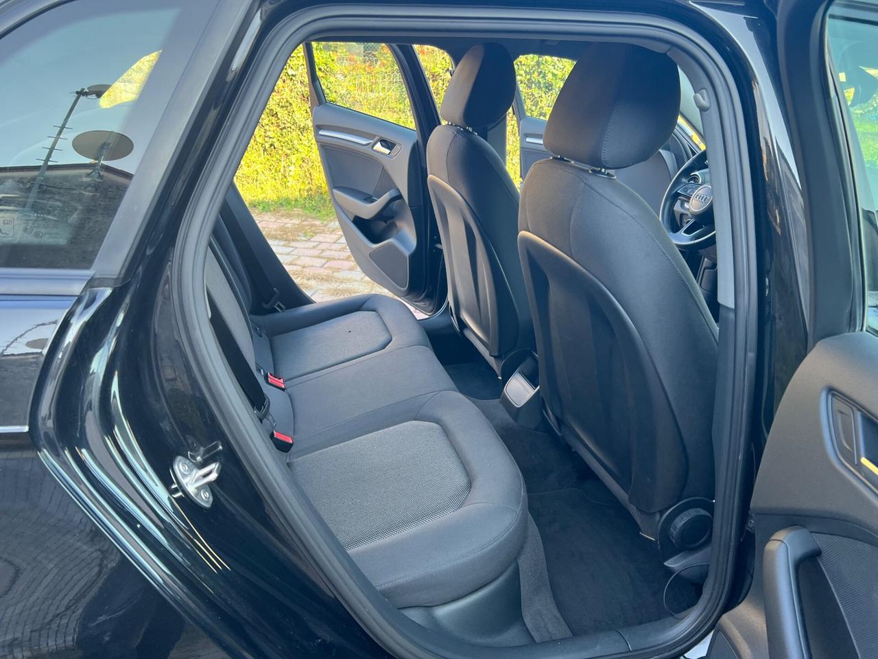 Audi A3 SPB 35 TDI S tronic Sport 133.000 km anno 2018