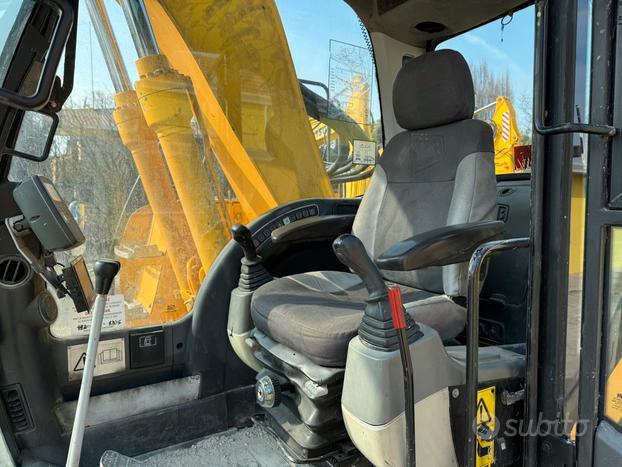 Escavatore cingolato JCB JS 140
