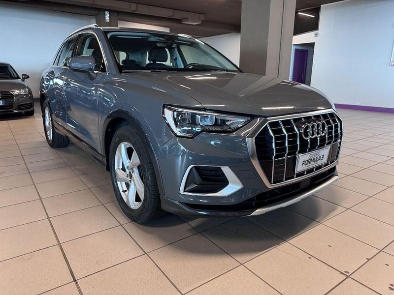 Audi Q3 35 TDI Business Plus
