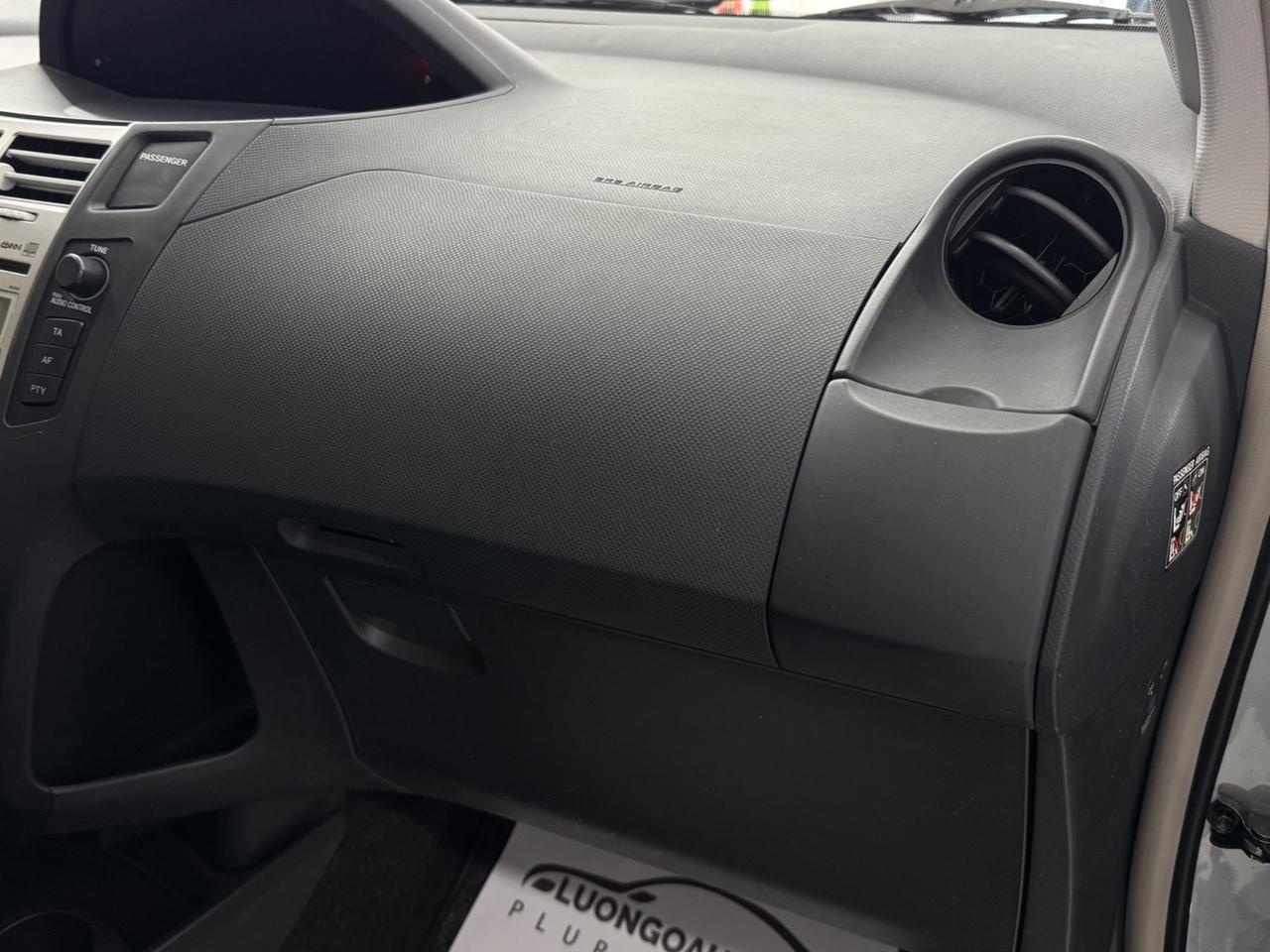 Toyota Yaris 1.3 Full Optional
