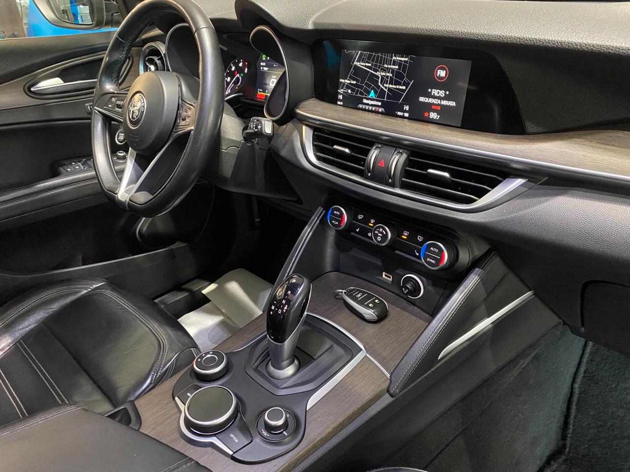 Alfa Romeo Stelvio 2.2 Turbodiesel 210 CV AT8 Q4 Executive Tetto apr.-2017