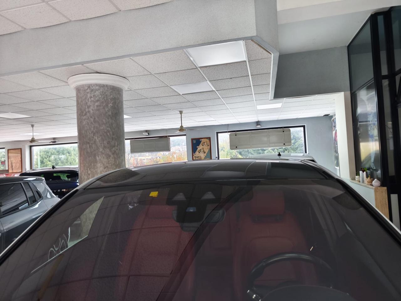 Jaguar E-Pace 2.0D 240 CV AWD aut. R-Dynamic HSE