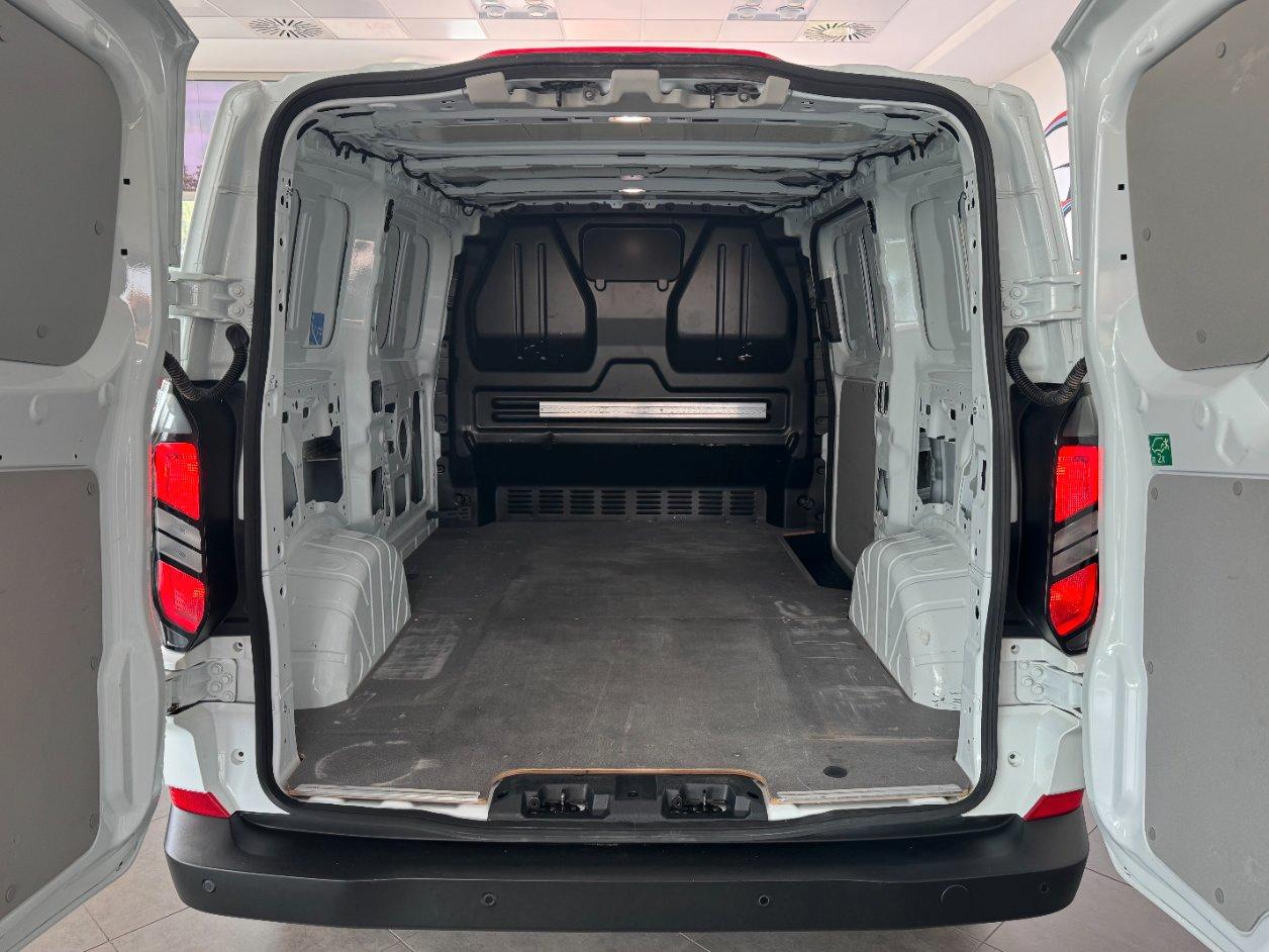 FORD Transit Custom V710 320 2.0 ecoblue 136cv Trend L1H1 AWD A8