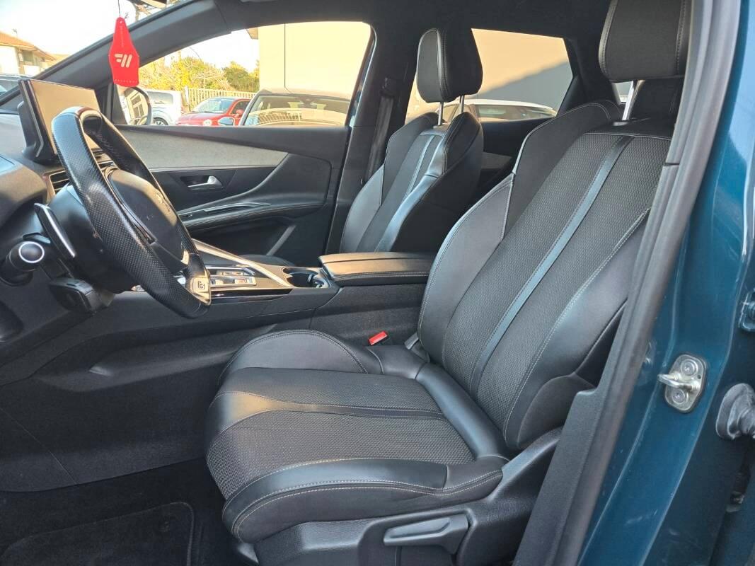 Peugeot 3008 II 1.6 hybrid phev GT Pack 225cv e-eat8