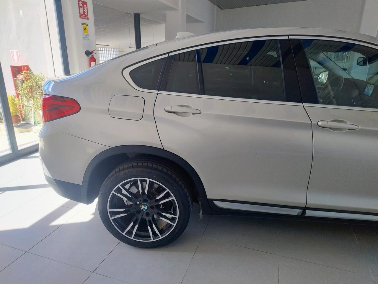 Bmw X4 xDrive20d