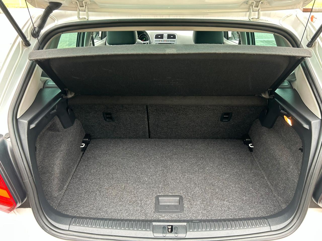 VW POLO 1.4 TDI 90CV DSG - EURO 6B - NEOPATENTATI