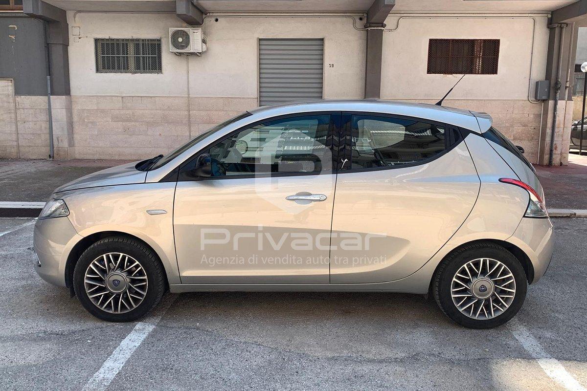LANCIA Ypsilon 1.2 69 CV 5 porte S&S Gold
