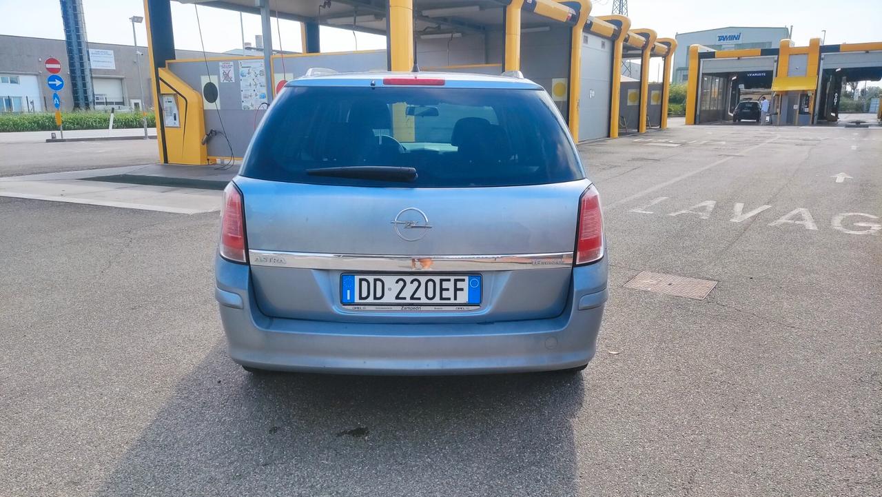 Opel Astra 1.6 Benz Twinport NEOPATENTATI - 2006