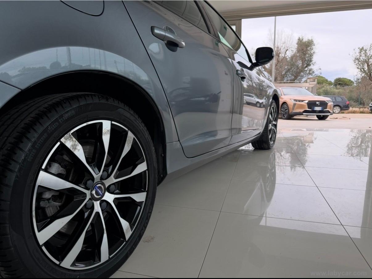 VOLVO V60 D2 Business