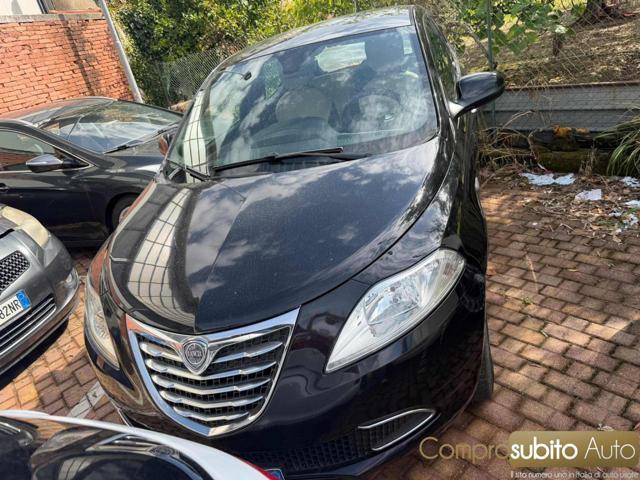LANCIA Ypsilon 0.9 TwinAir 85 CV 5 porte S&S Silver