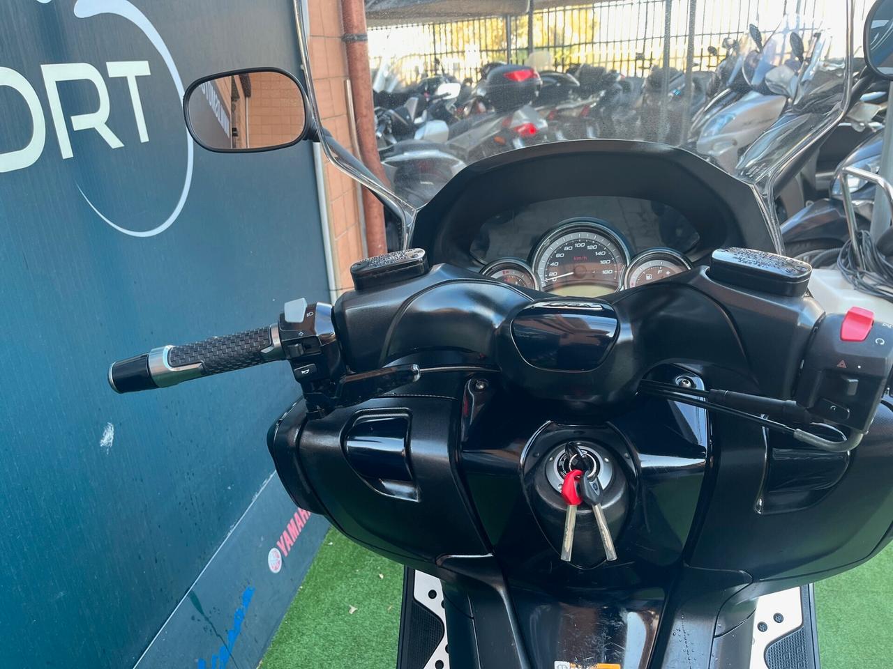 Yamaha TMAX 2011 GARANZIA FINANZIAMENTO
