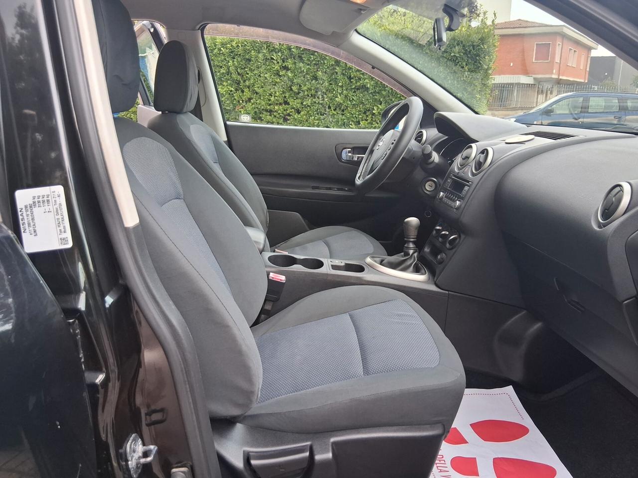 Nissan Qashqai 1.5 dCi DPF Tekna..KM 163 000..NEOPATENTATI. CELL 320 147 1147 WUATSAPP..3276540940