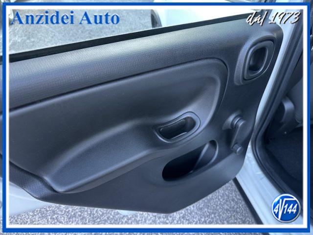 FIAT Panda 1.0 Hybrid Street Van N1 4 posti