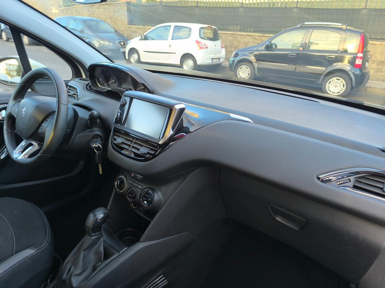 Peugeot 208 PureTech 82 5 porte Active