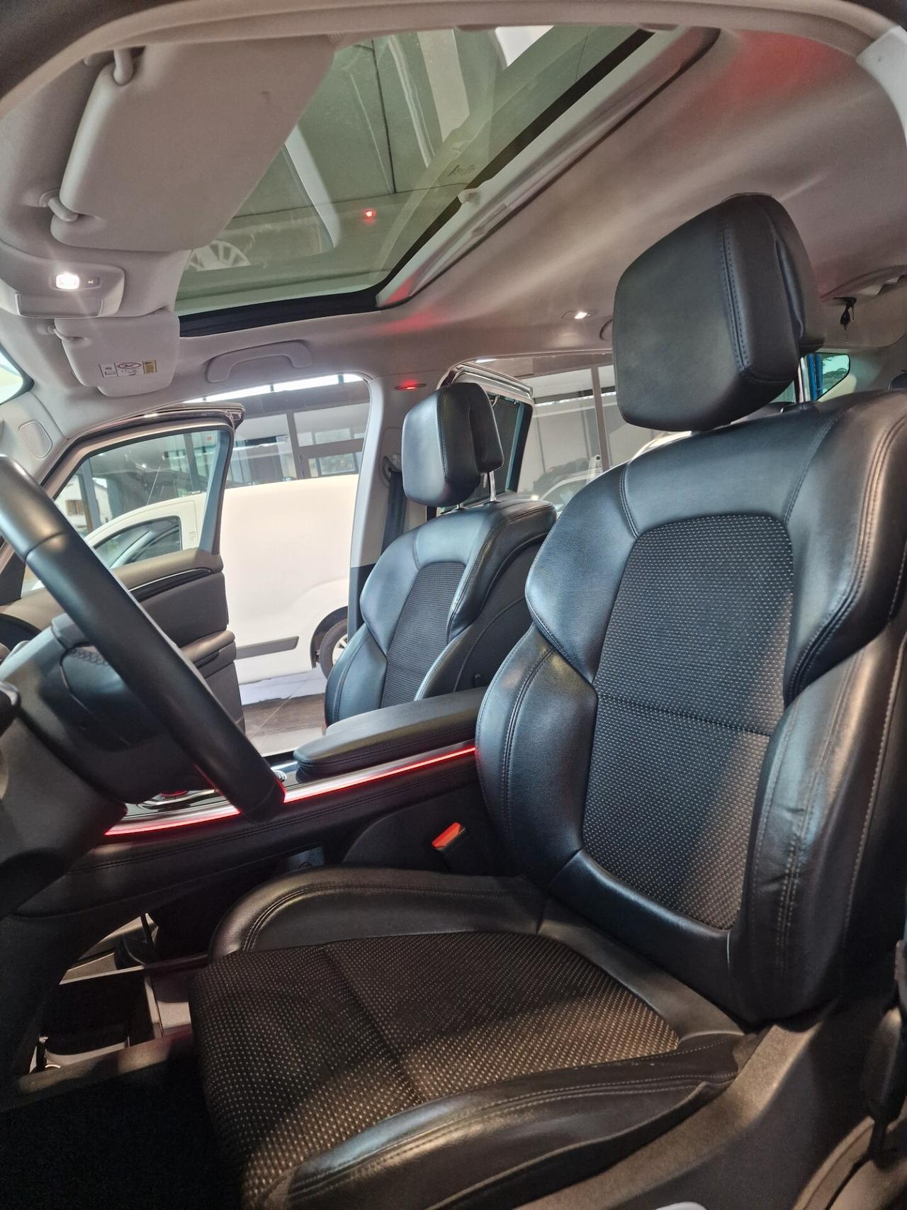 Renault Espace Blue dCi 160CV EDC Executive 4Control