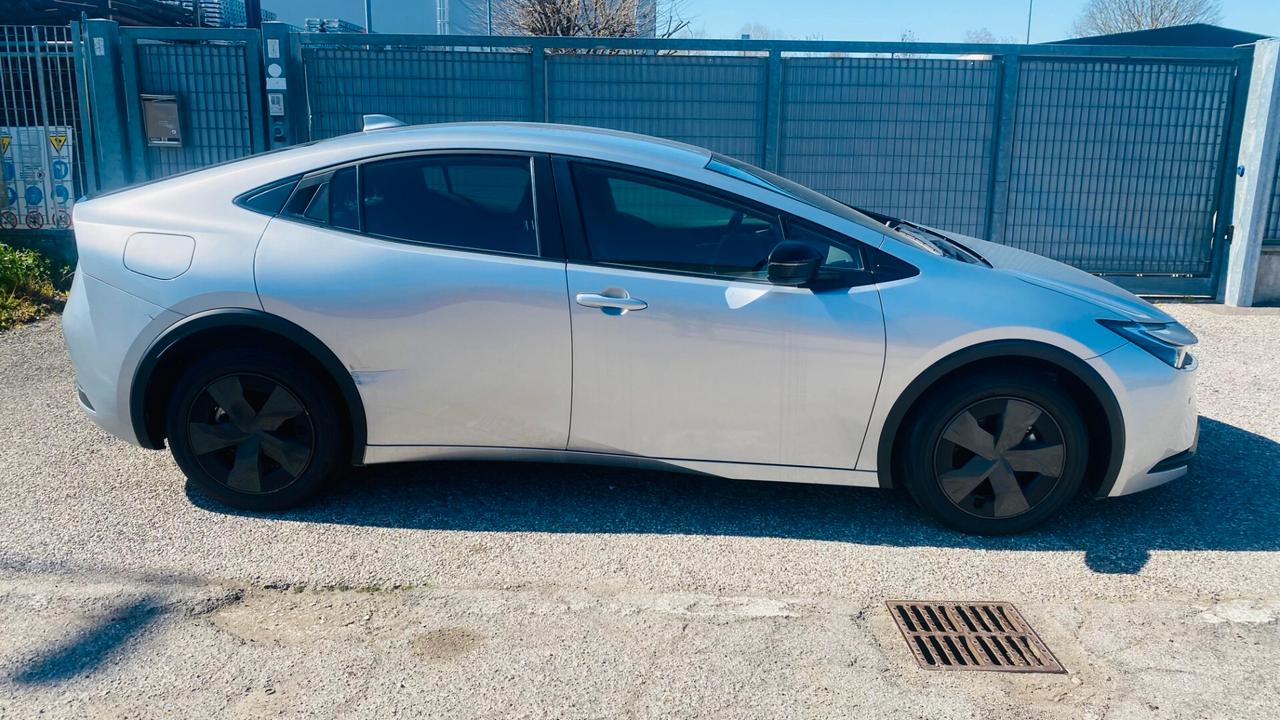 Toyota Prius 2.0 Plug-in Hybrid Lounge