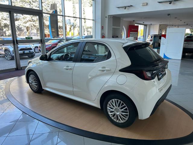 TOYOTA Yaris 1.0 5 porte Active