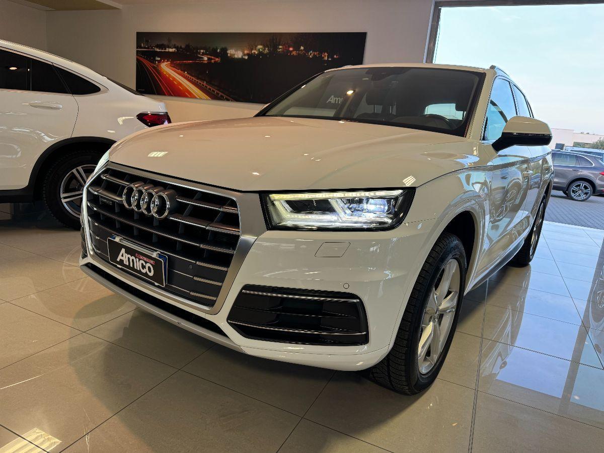 AUDI - Q5 - 2.0 TDI 190CV quattro S-tronic Cokpit