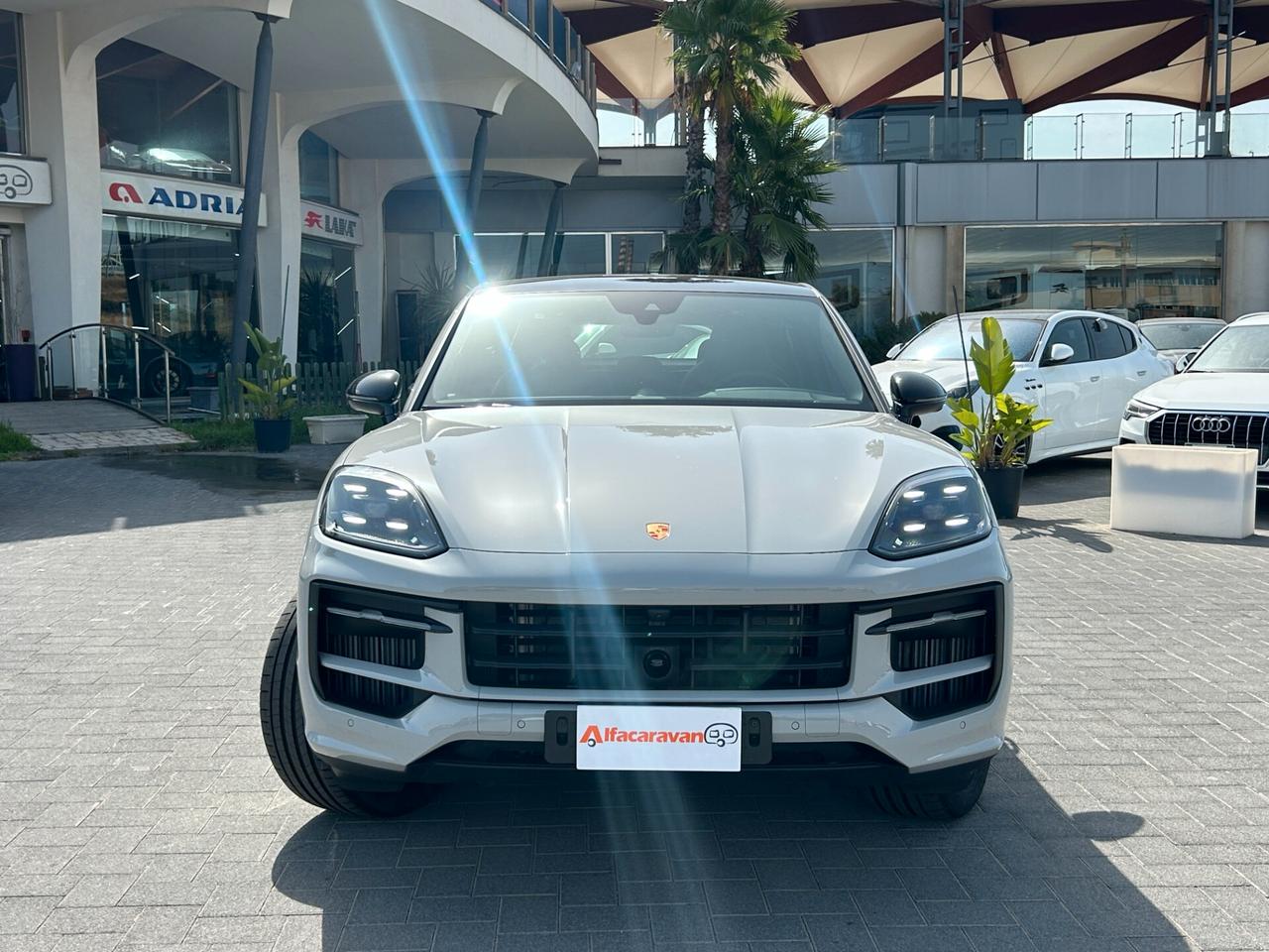 Porsche Cayenne Coupe 3.0 e-hybrid tiptronic KM 0