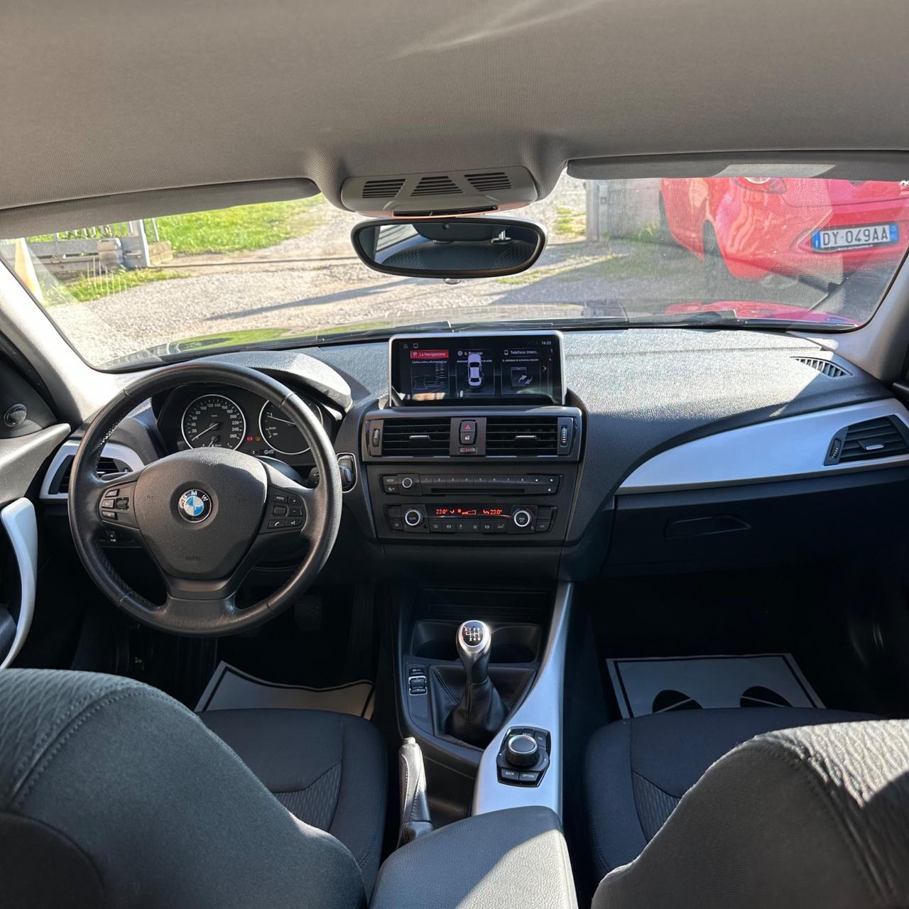Bmw 114 114d 5p. Urban