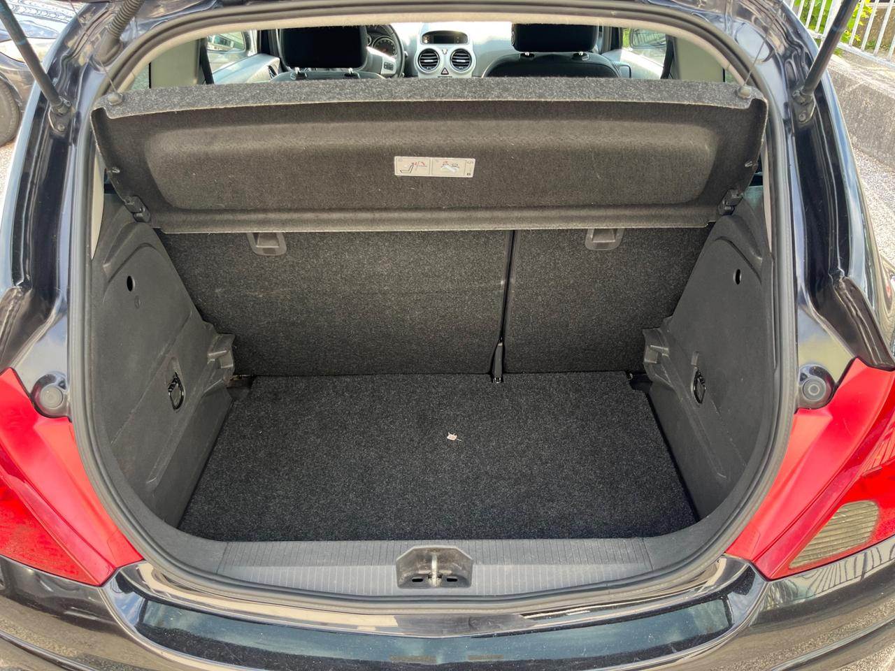 Opel Corsa 1.2 3 porte CATENA FATTA - OK NEOPATENTI