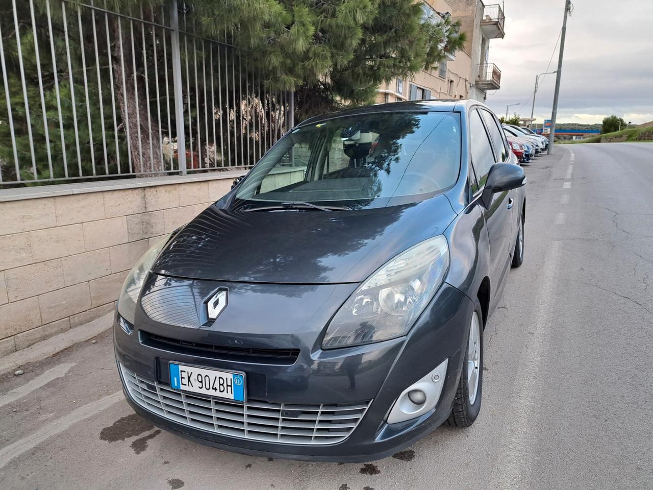 Renault Scenic Scénic X-Mod 1.6 dCi 130CV Luxe- 7 POSTI