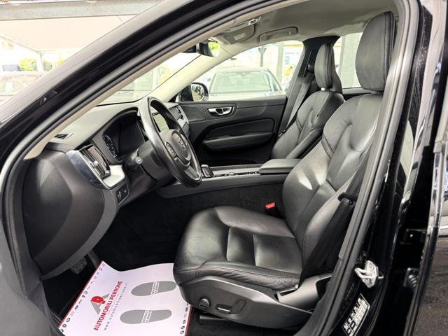 VOLVO XC60 B4 (d) 197cv Geartronic Momentum Pro