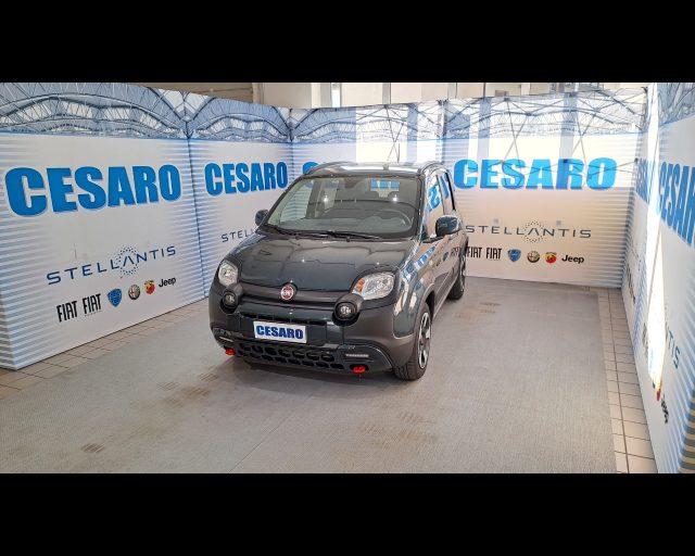 FIAT New Panda 1.0 firefly hybrid Cross s&s 70cv 5p.ti