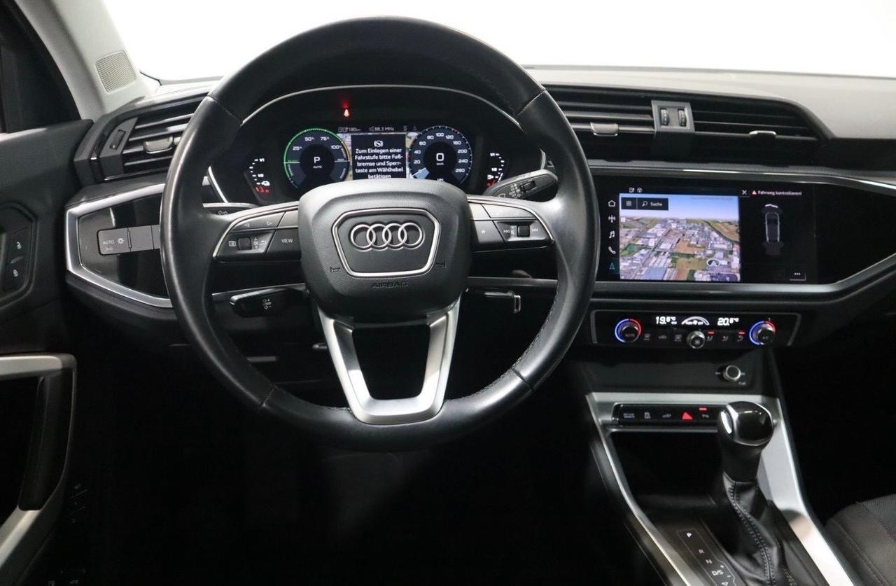 Audi Q3 45 TFSI Sportback S tronic S LINE esterno