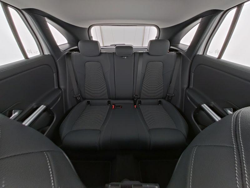 Mercedes-Benz 180 Automatic Progressive Advanced