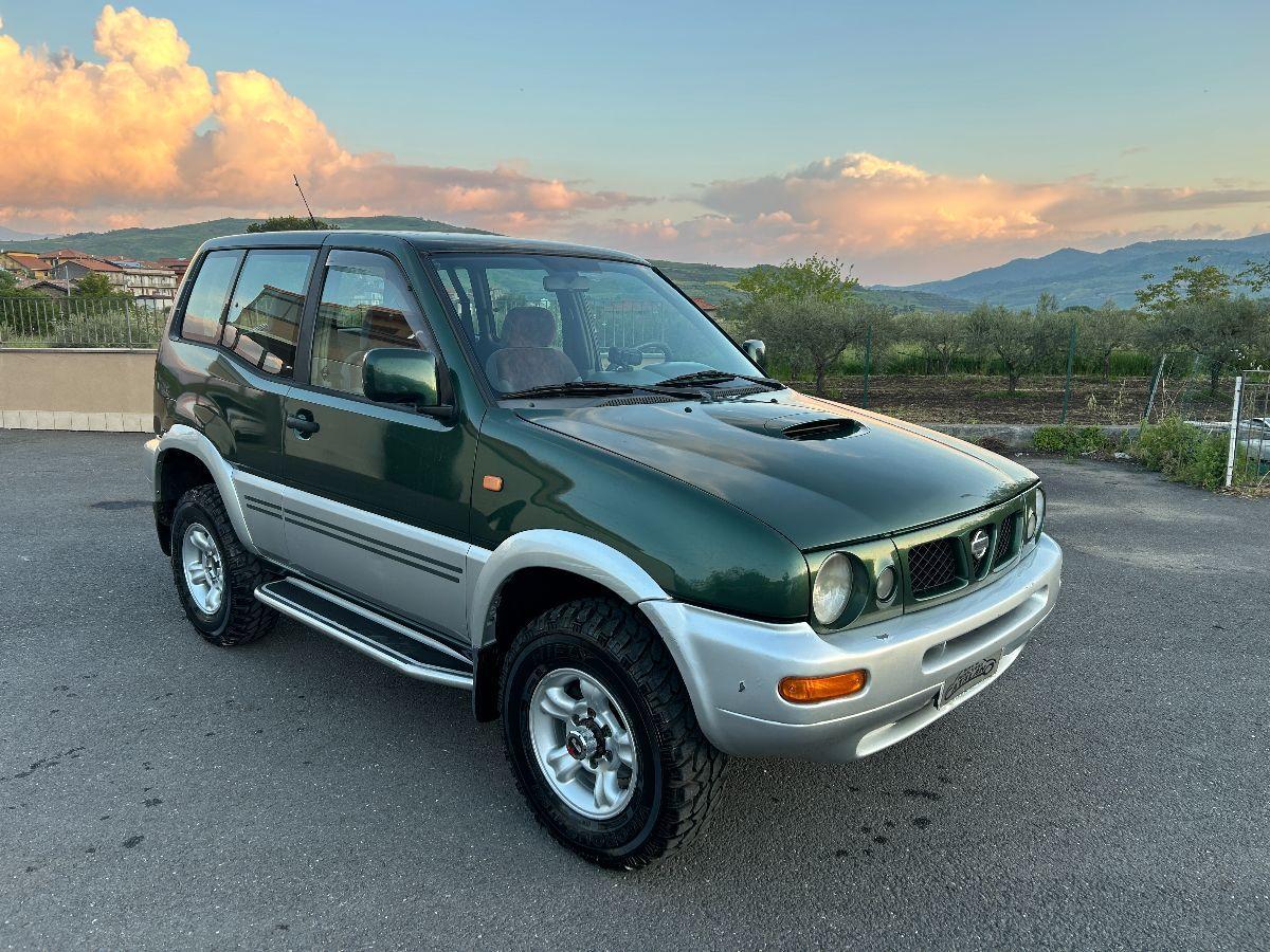 NISSAN - Terrano II - 2.7 Tdi 125CV 3 porte SE GANCIO TRAINO