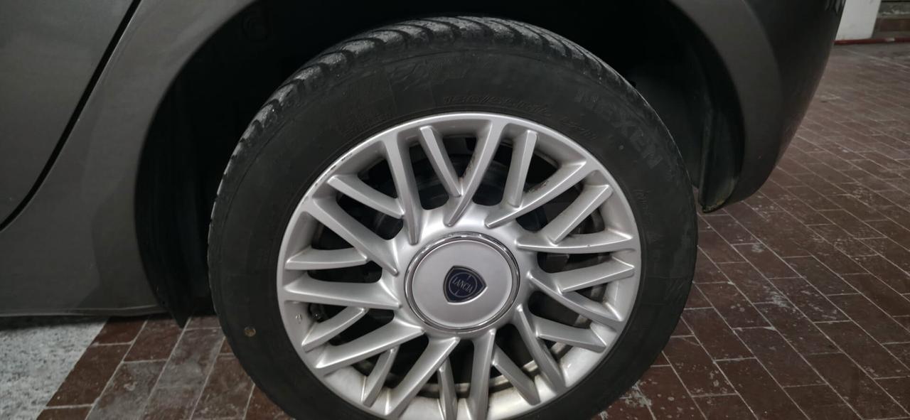 Lancia Ypsilon 1.3 MJT 16V 95 CV 5 porte S&S Platinum